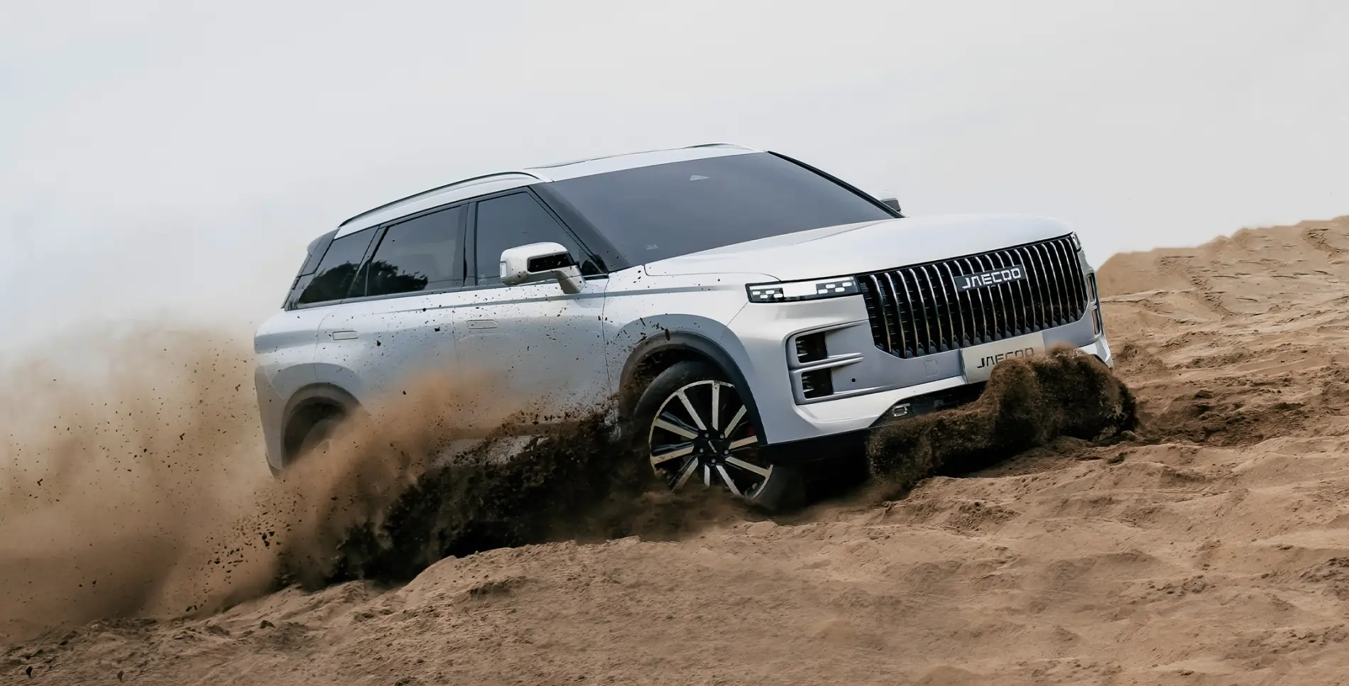 section-4-product-j7-background-3-size